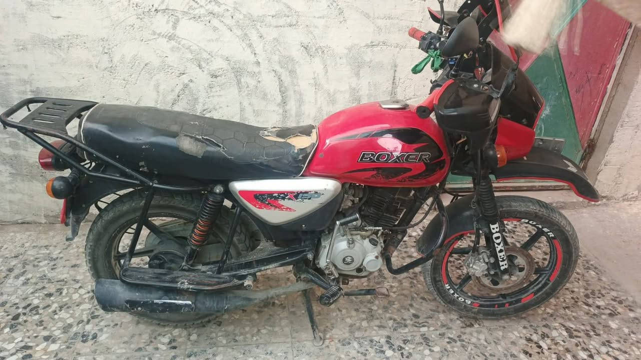 سلام عليكم دراجه للبيع مرقمه سعر مليون و600 مكاني بغداد سبع قصور مكلف بنشر***********
