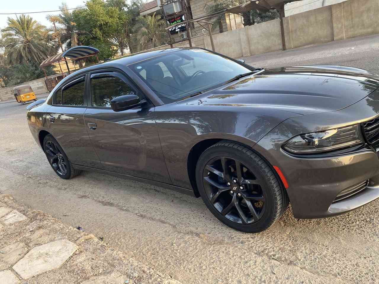 السلام عليكم للبيع فقط 
دوج جارجر 2023 أصل النداء الاخير 
دخول جديد وراد كندي 
رقم فحص مؤقت منفيز بأسمي
تترقم كافة المحافظات 
السياره ماشية 7000 ميل فقط 
كل الايرباكات سليمة 
#المواصفات  Sxt plus
* تشغيل عن بعد 
* محرك v6 3.6L
* شاشة كبيره 
* سستم صوت الباين
* ويل كب 20 
* بصمة ابواب
* كشن كهرباء 
* حساست خلفية 
* السياره علية تزويد من امريكا 
* فول تحكمات ستيرن
حادث كلش خفيف تبديل جاملغ نفس للون  السياره زيرو كل الايرباكات سليم بيه قطعتين كلير من امريكا بدووون حادث وسعره 240 مكان السيارة ميسان *********** السياره كلش جديدة + صور الحادث موجودة بالمنشور
