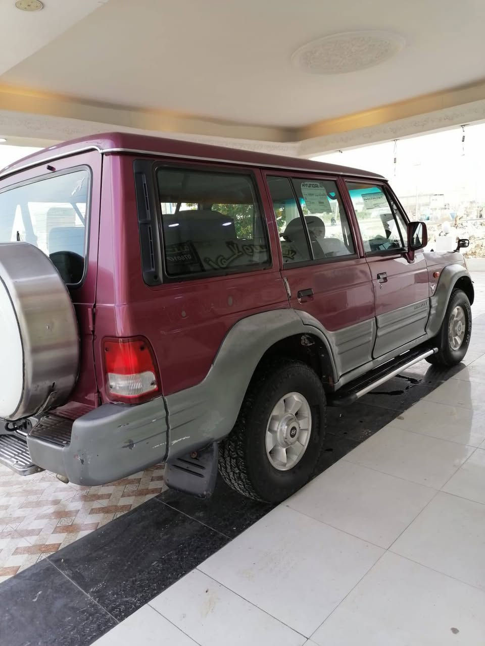 السلام عليكم كالوبر للبيع الموديل 2001 سيارة جاهزه كير عادي رقمها انكليزي الاستفسار على الرقم ***********
