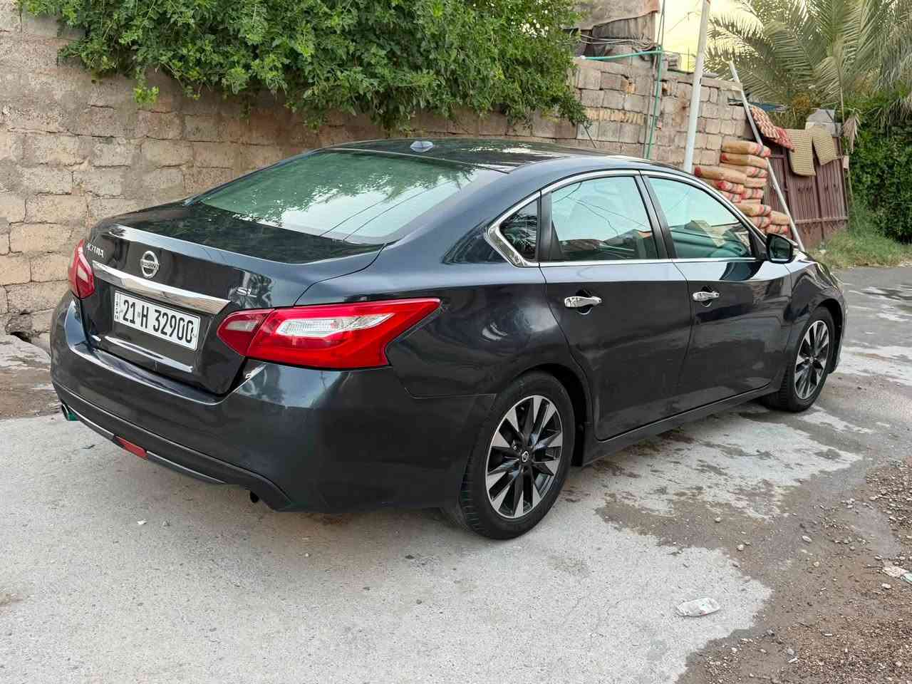 التما موديل 2017 
للبيع السعر 106
شرط تحويل 
اووكاله 
فئه SL
بصمه 
بصمات ابواب 
لايت زنون ثلجي
اشاير بالمري 
حساسات خلفي  
بيها صبغ 3 قطع وشويه 
بدون دواخل 
شاشه كامره 
كشنات جلد 
تبريد قطعتينً
تبريد بيانو 
كشنات هيتر 
تشغيل عن بعد 
هيتر ستيرن 
تخم تاير 
باتري جديد 
مكان السياره 
ديالى المقداديه 
***********
