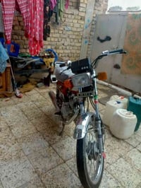 الدراجه للبيع تعمير  شاصي 14 تعمير كامل 25 السعر 700 وبيهة مجال قليل ا...