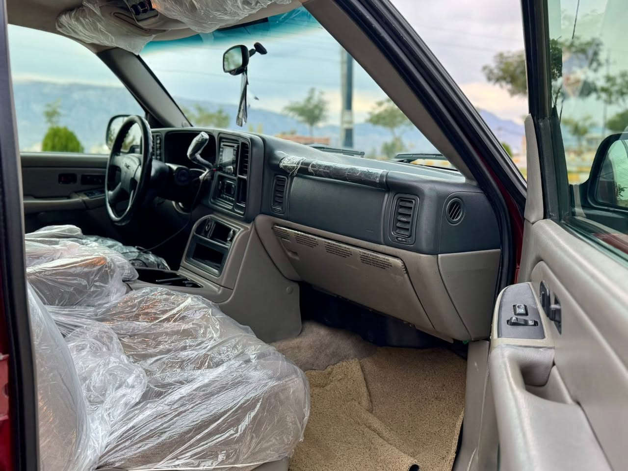 ‎سلام عليكم اخوان.  الله يبارك فيكم.  ويحفظ الجميع.  والكل على راسي🌹

                          🇺🇸GMC YUKON 2006 🇺🇸

مواصفات يوكن فول مواصفات ماعدا فتحة 

اداوات (بدون رقم) عدلة بدون كص

ماشية 200 الف محرك گير شرط

٤ تايرويل جديد حدادية جديد 

سيارة جديد ماشاءالله تبارك الله 

سعر:٨٣ ورقة

مكان سيارة/سليمانية-دربنديخان

عربي/***********
كوردي/***********
