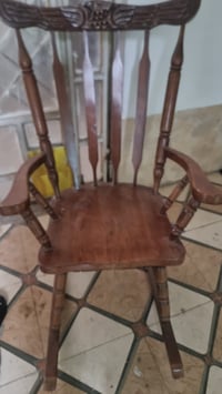 كرسي هزاز • صاج