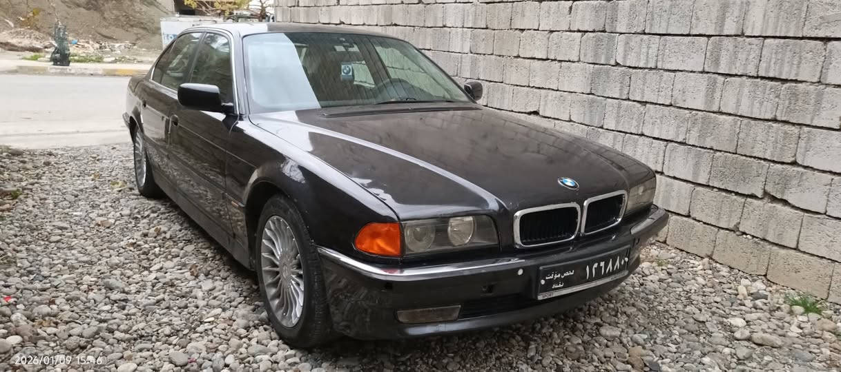 بەناوی خوای گەورە.. بیئێم ٧٣٠ کاسیحە هەشت بستۆن ئاڕمی پلاستیکی هەولێر. 
کوشن جلد. جام کارەبا ئۆتۆ..پەردەی دواوە.. دەبڵ چەکمەجە.. تەحدید سورعە.. فلاشەری لایت.. گێڕ ئۆتۆماتیک.. تەبرید ساردو گەرم مەزبووتە دەعم و لێدراوی نیە عام بۆیاغە بۆ جوانی کەمێک کاڵبونەوی هەیە. کێسی گێڕو هایدرۆلیک تازەیە. فلاوین و سلف و باتری و . بانسی پێش و دواوە و پلاکی تازەیە. سەیارەکە ماڵی دۆستە بەنزین زۆر کەم ئەخوات. نرخی ٤٧ گەڵاو معامەلەی تیایە گەر مشتەریت لە خزمەتام. ژ. م ***********
سوپاس بۆ ئەدمین بۆ وەرگرتنی پۆستەکە 🌹 دخان, السليمانية
