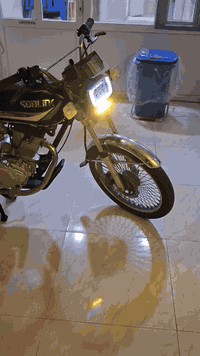 السلام عليكم دراجه ٥ كير مكينه 200 دراجه نامي برو  بدون اي نقص الدراجه كامله  مكينه كبس      الشري يجي يفحص ويدلل ***********
***********   الشري يتصل ويدلل و سعر جاد مناسب
