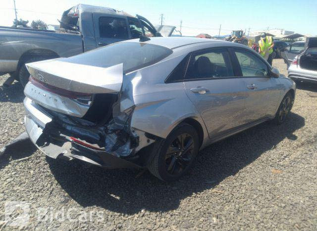 السلام عليكم
النترا ٢٣ أمريكي حادثه جاملغ خلفي راجع باردي بدون صبغ كفاله عامه بدون ايرباك مرقم بابل 

موصفات 
بصمه تشغيل بصمه أبواب 
اشاير بالمري تشغيل عن بعد
لد امامي خلفي شاشه متصل
رادارات تحكمات كامره دواره
ويل كب 

السياره جاهزه وحلوه مال جناي كلش نضيفه 

السعر ١٦٢ وبي مجال للشراي

***********
مكاني بابل
