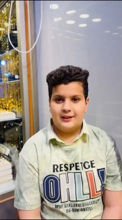 اليوم الشيخ يوسف  منور
#ذهب#نزاكة # #جديدنا #موديلات #منوعات


**إذا كنت صاحب هذا الإعلان وتريد حذفه لأي سبب، رجاءا أرسل رسالة إلى الدعم الفني**