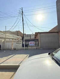 عقار تجاري • حي الحسين • ٣٧٥م