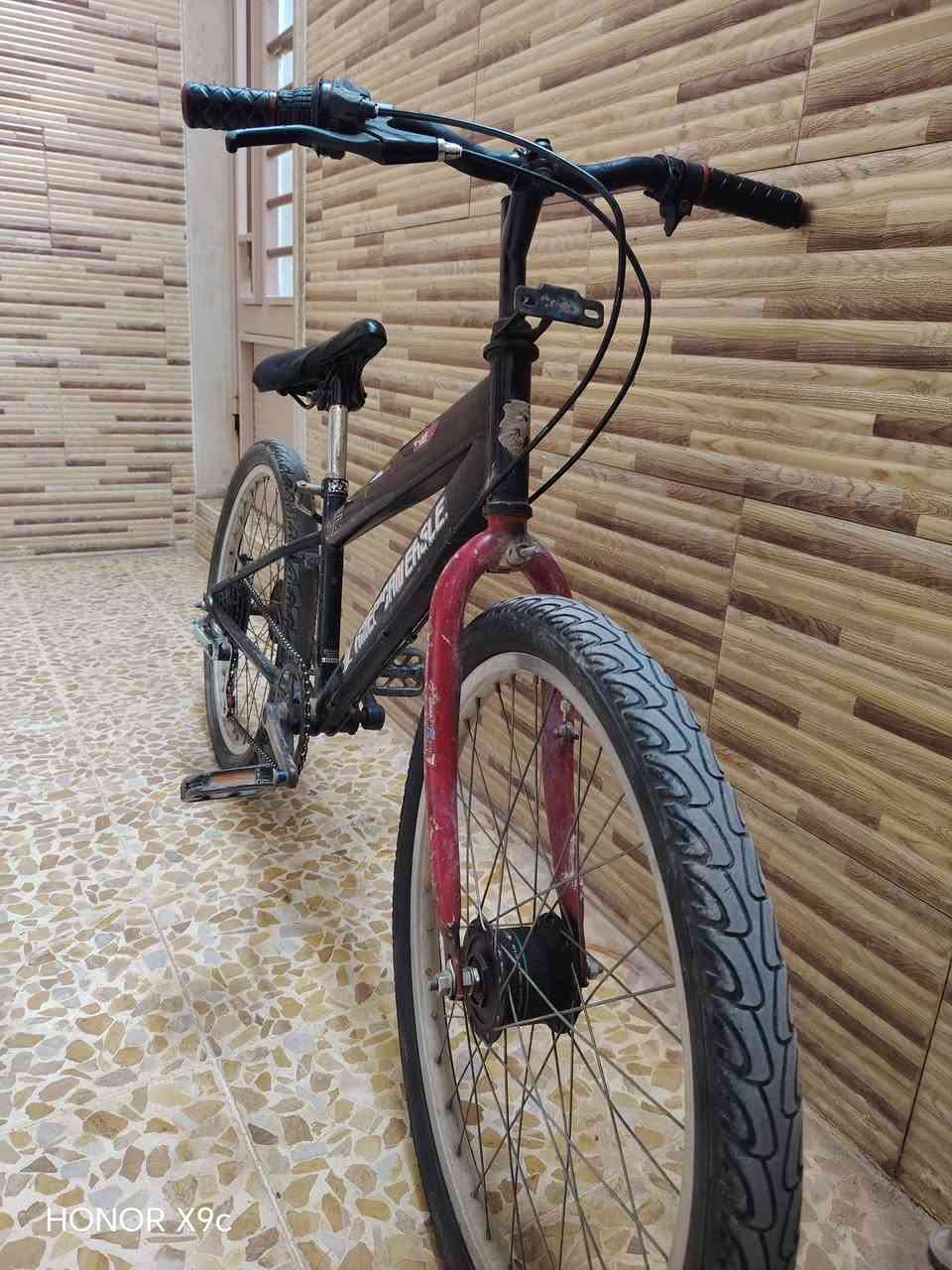 بايسكل للبيع حجم 22
السعر 50وبي مجال


**إذا كنت صاحب هذا الإعلان وتريد حذفه لأي سبب، رجاءا أرسل رسالة إلى الدعم الفني**