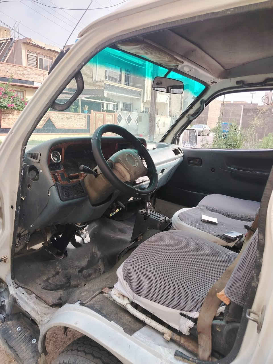 فتون موديل ٩ كير ومحرك ونجي اوتوماتيك..رقم شاصي شعار بالتكمة رقم بغداد انكليزي ..كير ومحرك خير من الله صدر جديد كهربائيات كلها شغالة..هلالات سويتهن جدد..شواصي بيها تنكيد وغلفتها بيها ضربة بالتكمة اليمنة عكس السايق بس ماواصلة للشاصي الاساسي..سعر ٤٣ وبيها مجال بسيط مكاني بغداد..***********
