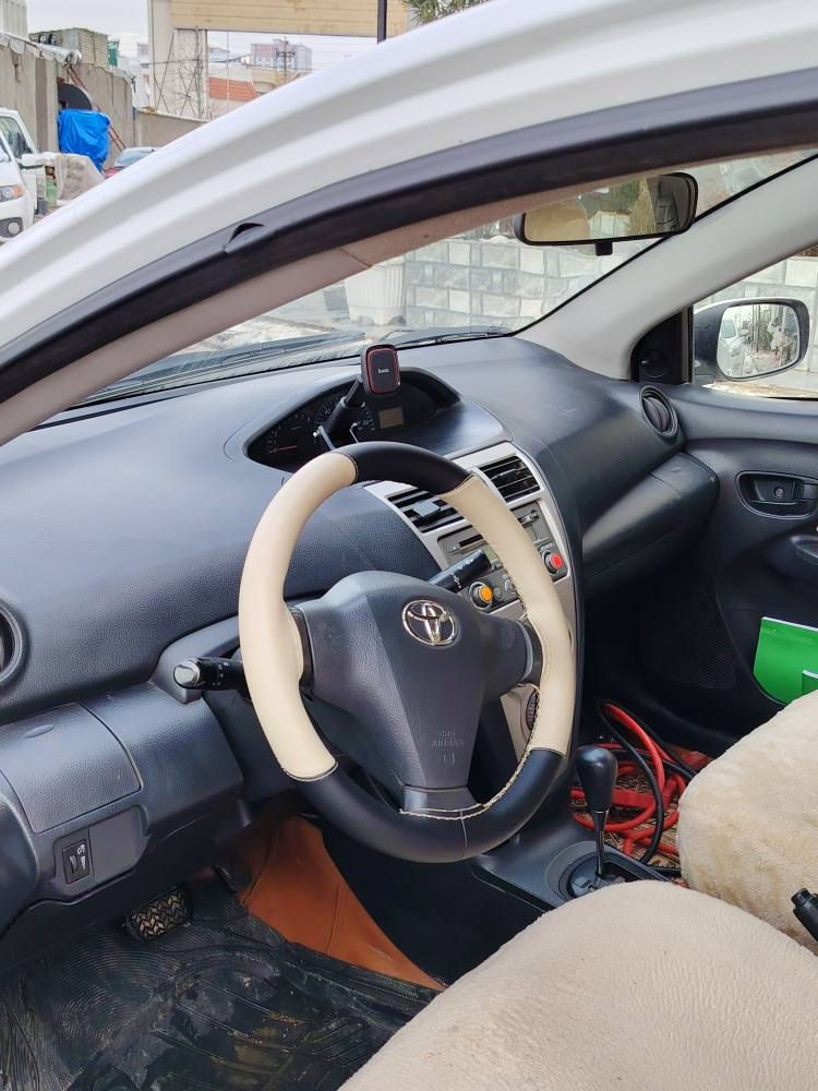 تۆیۆتا یارس مۆدێل ۲۰۱۲ مواسفات ئەمریکی یەک پارچە بۆیاخ

*********** السليمانية, العراق
