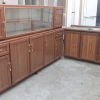 كاونتر للبيع مترين ونص السنك متر ونص السعر ٢٥٠ وبي مجال 07510425098 07...