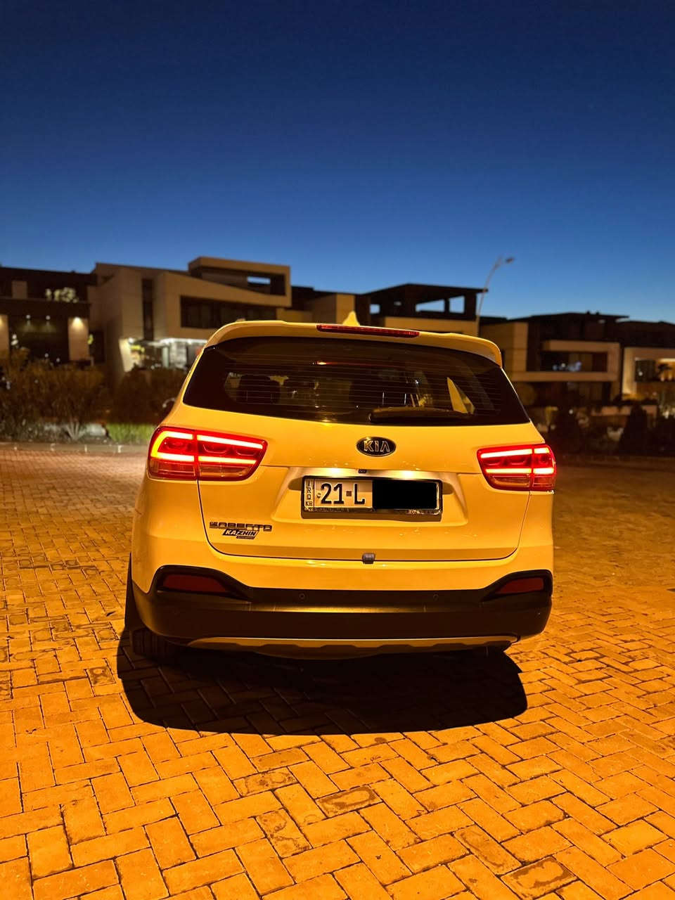 سلام عليكم
كيا سورينتو ٢٠١٦ صفر شركة البخيت

ماشية ٦٣٠٠٠كم

مالك واحد

مكينة ٤ سلندر

مواصفات فول ماعدا فتحة

رقم و سنوية جديد شمالي

صورة السونار موجودة 

تحويل فقط بدون وكالة بدون مراوس

السيارة نظيفة كافة الصيانة بالشركة

السعر  225$ و مجال بسيط 

اللي مو شراي رجاءً لا ياخذ من وقتنا

لأي استفسار أخر 

0770 053 3014
