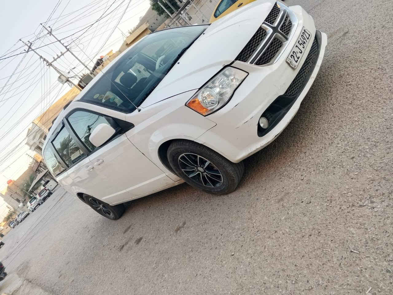 السلام عليكم دوج كرفان موديل 2018 مكينه 6سلندر كفاله عامه معده جوملغ وبنيد بدون دواخل شاشه كامره خلفيه سبعة 7 راكب تبريد 3قطع حداديه خلفي امامي جديده كهربائية فول شغال تخم تاير تريد تحويل تريد وكاله سعر 157 العنوان كربلاء ***********
