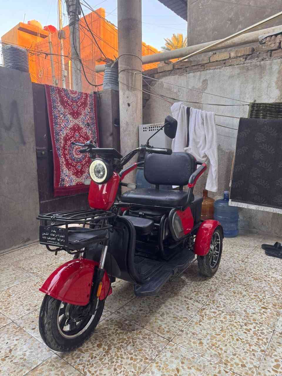 السلام عليكم درجة شحن للبيع درجة كامله وجاهزه مكان الوشاش شارع الاتحاد ***********السعر 500وبيها مجال بسيط
