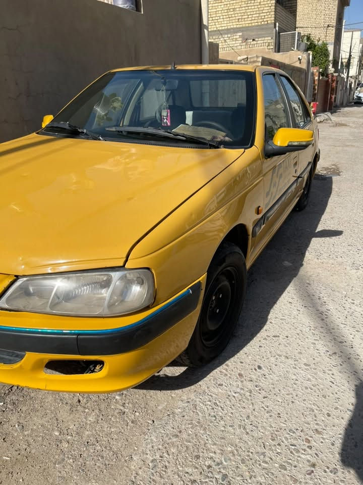 السلام عليكم بيجو بارص موديل ٢٠١٥ 
السياره مصفره هيئه وغرامه 
السياره مكفوله من كير ومكينه وتبريد شغال فول بيه تخم تاير جديد 
السياره بيه البنيد طاير وراجع نفسه ماواصل للقماره بس البنيد 
وبيه الجاملغ الخلفي راجعه عليه سياره وبي تموج قليل 
سعره ٤٥ وبيه مجال 
السياره بسم ولد صاحبي بيتهم بالبلديات والسياره مكانه بغداد الامين الثانيه 
(شرط تحويل ثاني يوم )
***********
