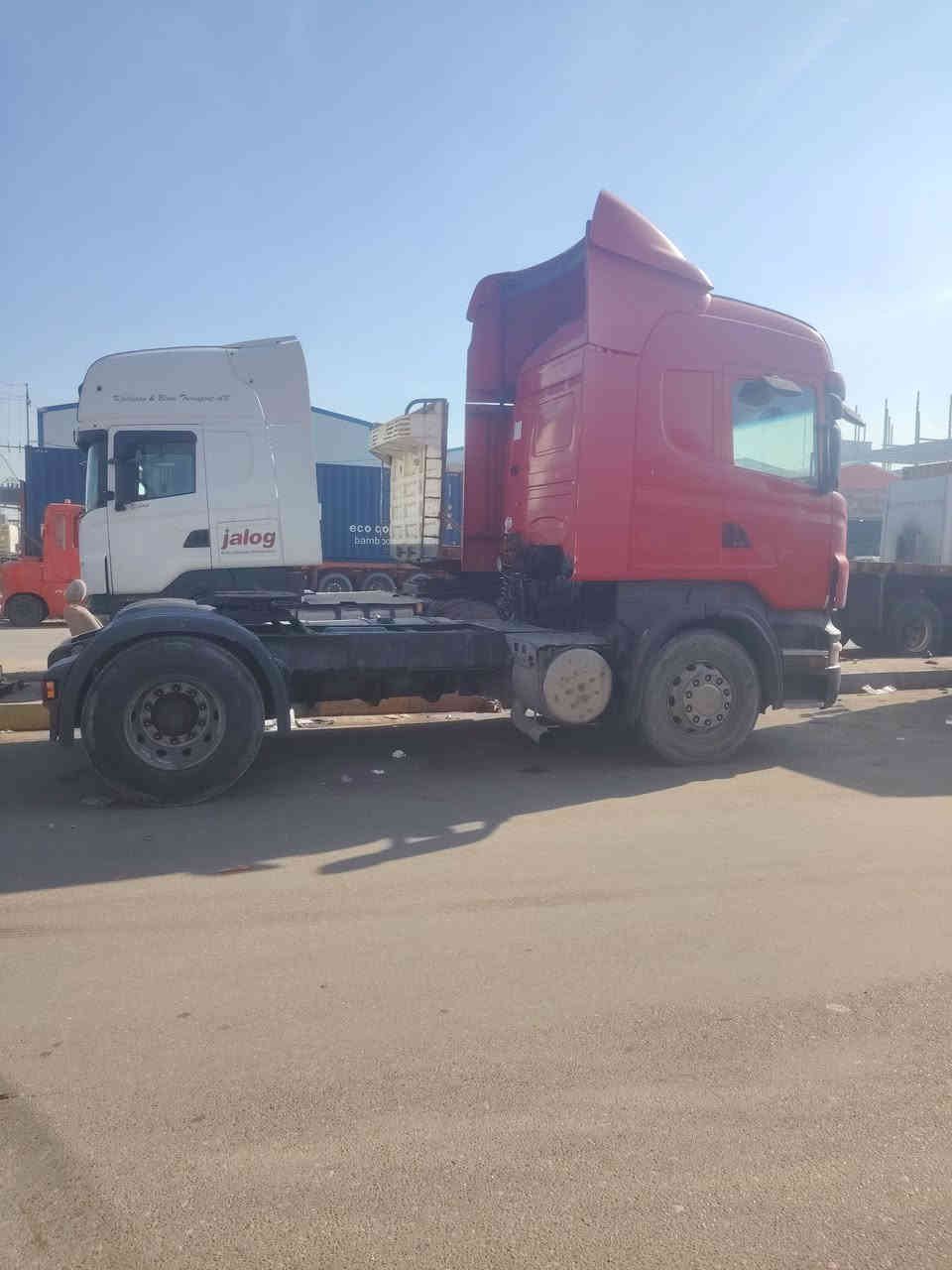 السلام عليكم
اسكانيا للبيع موديل 2008 مكينه 420 دبل سوبركير الف عادي 3/3 سيارة بسم كردي اسويلك وكاله سياره مربوطه براد السعر 135 وبيه مجال قليل الشراي العنوان البصرة الاستفسار على هذا الرقم
***********
***********
