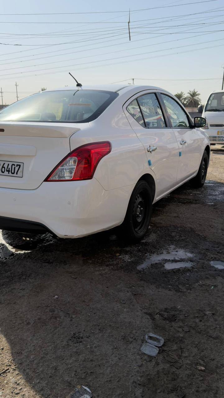 سلام عليكم نيسان صني ٢٠٢٤
 الشكل الجديد مصري
سياره جديده لا مشتغل تكسي ولا طالعه خارجي صار بيها بنيد تبديل وجاملغ العبري بارد غير هاذ الباقي كفاله من الصدعه 
 مكان السيارة البصرة
سعرها ١١٣
***********
