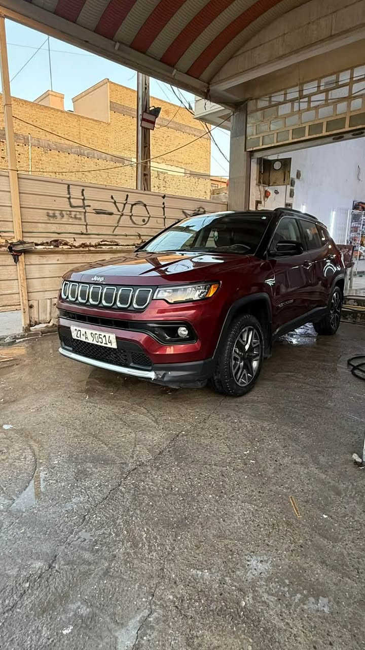 جيب كومباص لمتد فول مواصفات عدا فتحه بالقماره بصمه تخم تايرات جديد شاشه كبيره تدعم كاربلي تبريد خلفي و ماشيه ٥٤ كيلومتر و ليس ميل ومكينه الفين و ربعميه سيسي مكان السياره ذي قار مركز ***********
