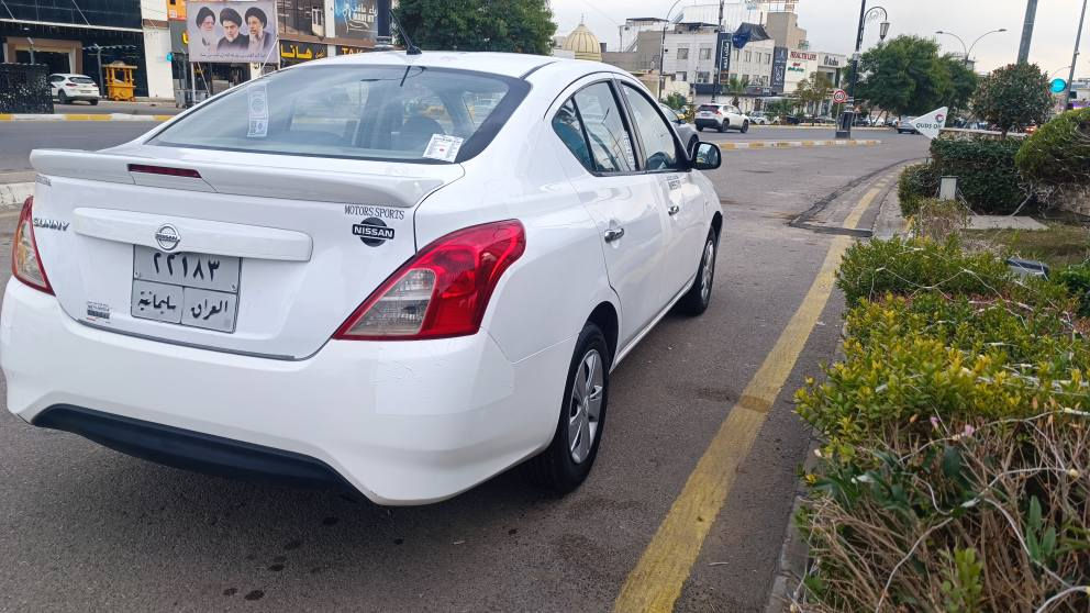 للبيع بسعر مناسب تفاصيلها مكتوب 
نيسان صني هندي موديل 2020 مواصفاتها معروفه 
بدون صبغ وبدون حادث فقط طخات بارد بسيط واضح بالسونار مرفق مع الصور كير ومحرك وتبريد شرط سنويه 2025 منتهيه شرط التحويل والغرامات السعر 98 بيها مجال بسيط *********** كركوك, العراق
