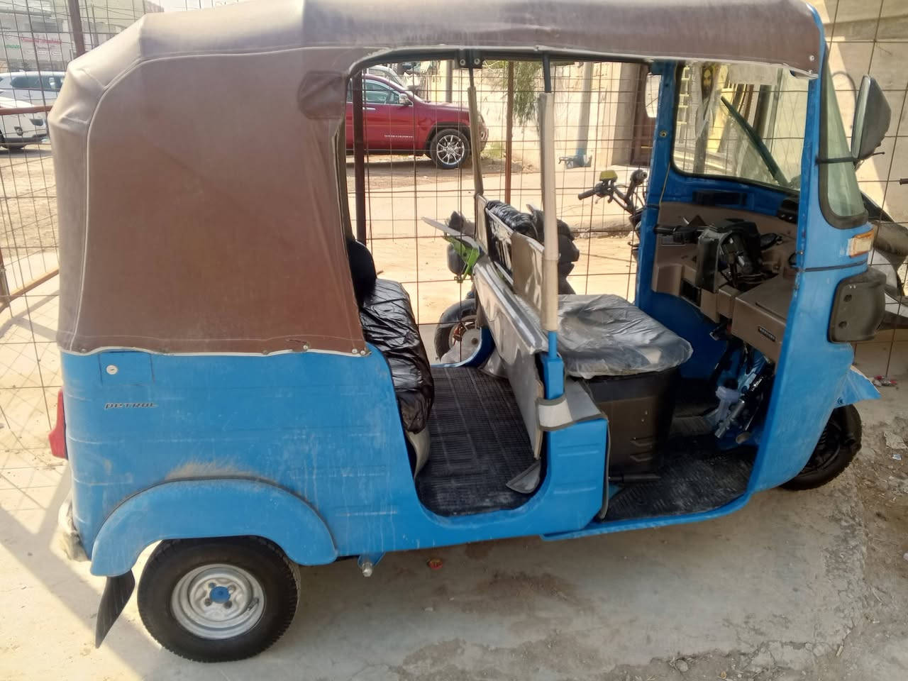 سلام عليكم تكتك للبيع موديل 20 مكفوله الرقم ديالى انكليزي العنوان ديالى بعقوبه***********
