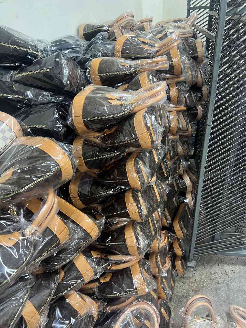 شروات باقل الأسعار 
باقي الاشكال والاسعار في القناة التلجرام ⬇️ 
https://t.me/+npcNk8YC2Us4YWFk
https://t.me/+npcNk8YC2Us4YWFk


**إذا كنت صاحب هذا الإعلان وتريد حذفه لأي سبب، رجاءا أرسل رسالة إلى الدعم الفني**