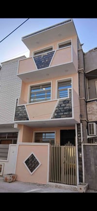 دار زراعي حديث  للبيع منطقة السبع ابكار فرع مقابيل مركز شرطة الصليخ بص...