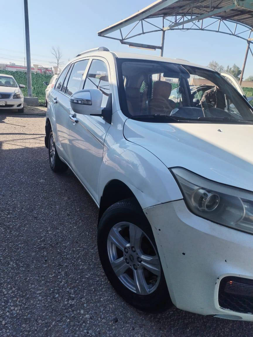 السلام عليكم..
ليفان x60 2016 رقم انكليزي مثنى سنويه 2029 بأسمي السياره مكفوله من الظربه والصبغ  كير عادي   المكينه لاتبخير ولاتنقيص شرط تبريد تدفئه سياره ابلاد تخم اطارات جديد 5 ويل كب السعر المطلوب 72 وبيه مجال بسيط العنوان ديوانيه المركز الاتصال على الرقم ***********
