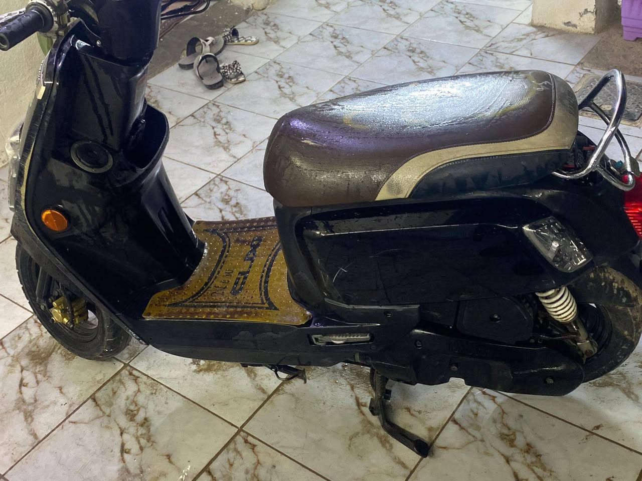 سلام عليكم شباب بوليس للبيع موديل 11 لو أسود بلادية مكفوله أي نقص مابيه سعره 1300 مليون ٣٠٠ وبيه مجال الطيبين لتذكيرر الدراجه مكفوله مكاني مسيب رقميي ***********
