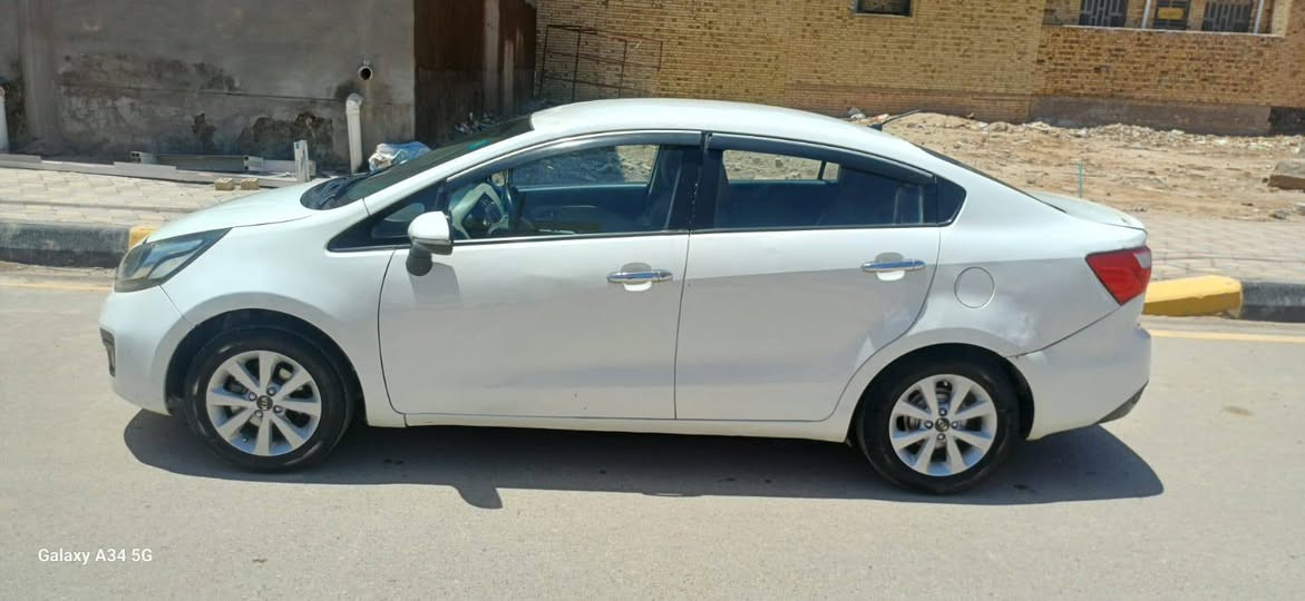 السلام عليكم
كيا ريو موديل 2013 وارد خليجي بيها رشات صبغ مكفولة من الفتح والتبديل محرك 1600تبريد وي السويج تخم تاير جديد حدادية بلكارتون رقم بغداد انكليزي بسمي سنوية مجددة هزة جديدة السعر 75وبيها مجال الهاتف *********** ناصرية, ذي قار
