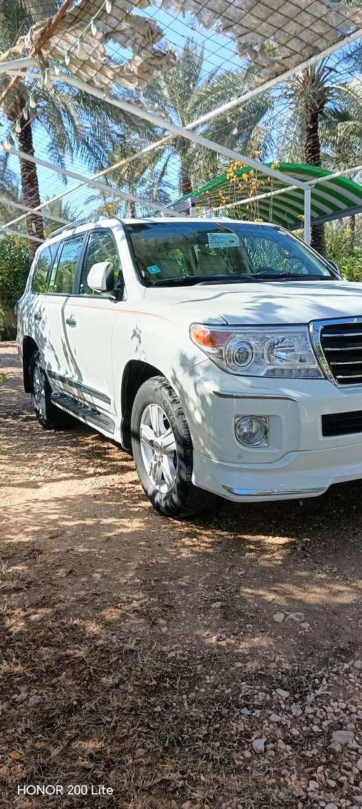 لاندكروز 2012 بريم GXR رقم بغداد انكليزي 
مكفوله من الصبغ والفتح والتبديل ( فقط بارد بسيط) 
فول مواصفات كشنات بقلاوه تدفئه تبريد كهربائيه 
كامرات اماميه شاشة كبيره
كير وحداديه كفاله جديده جداً 
تبريد 3 قطع سبعه راكب  زراك لايت 
منظومه زنون مري قلاب محرك ( الكبير) 
6 سلندر ماشيه 168 حقيقي شرط  (الجرس)
 مكان بابل السعر 337 $
 للأستفسار ( ***********)
