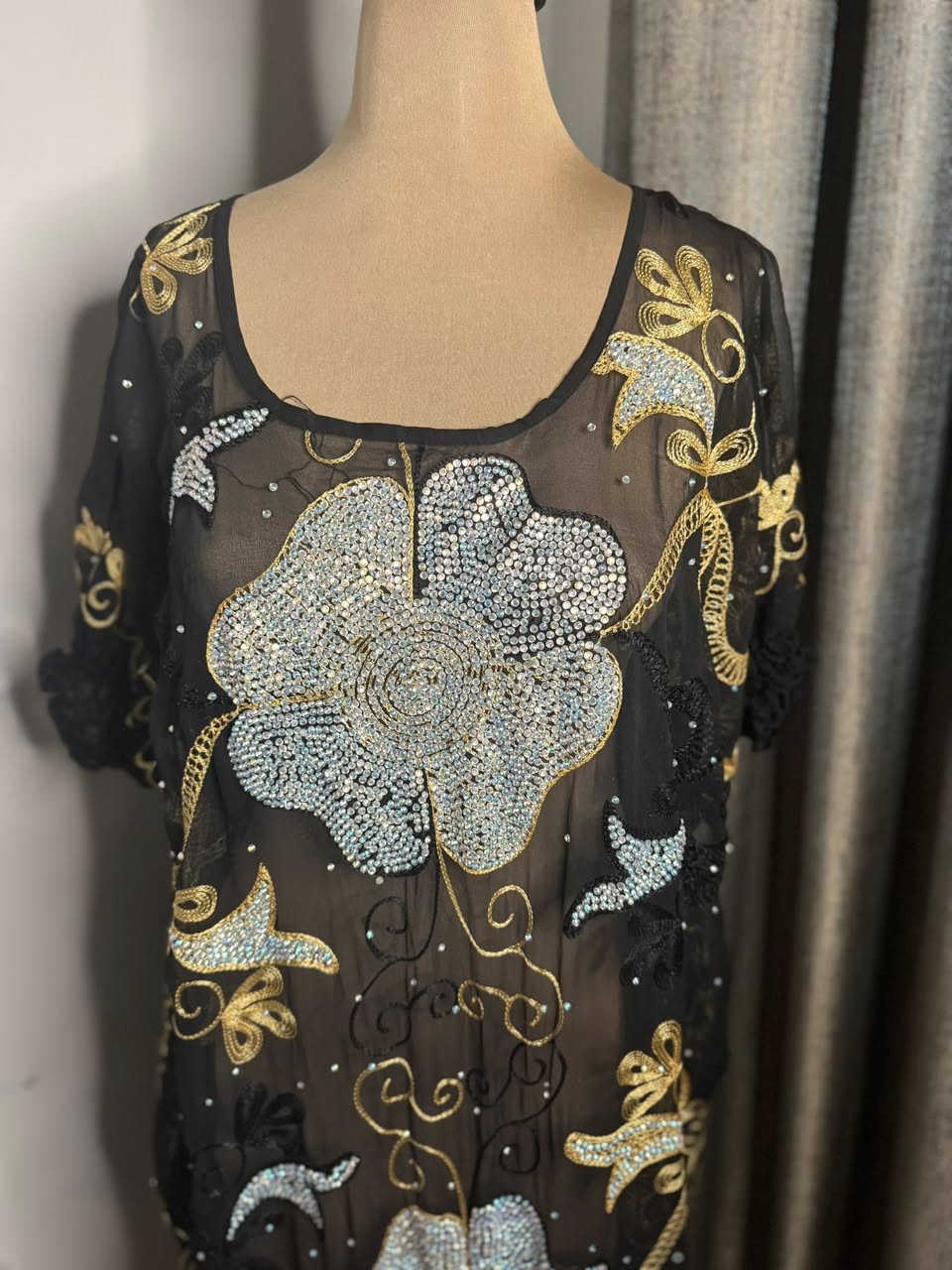 جمال المخور 
جمال ودلال 
كل قياسات متوفره
توصيل جميع محافظات بغداد 3 الف


**إذا كنت صاحب هذا الإعلان وتريد حذفه لأي سبب، رجاءا أرسل رسالة إلى الدعم الفني**