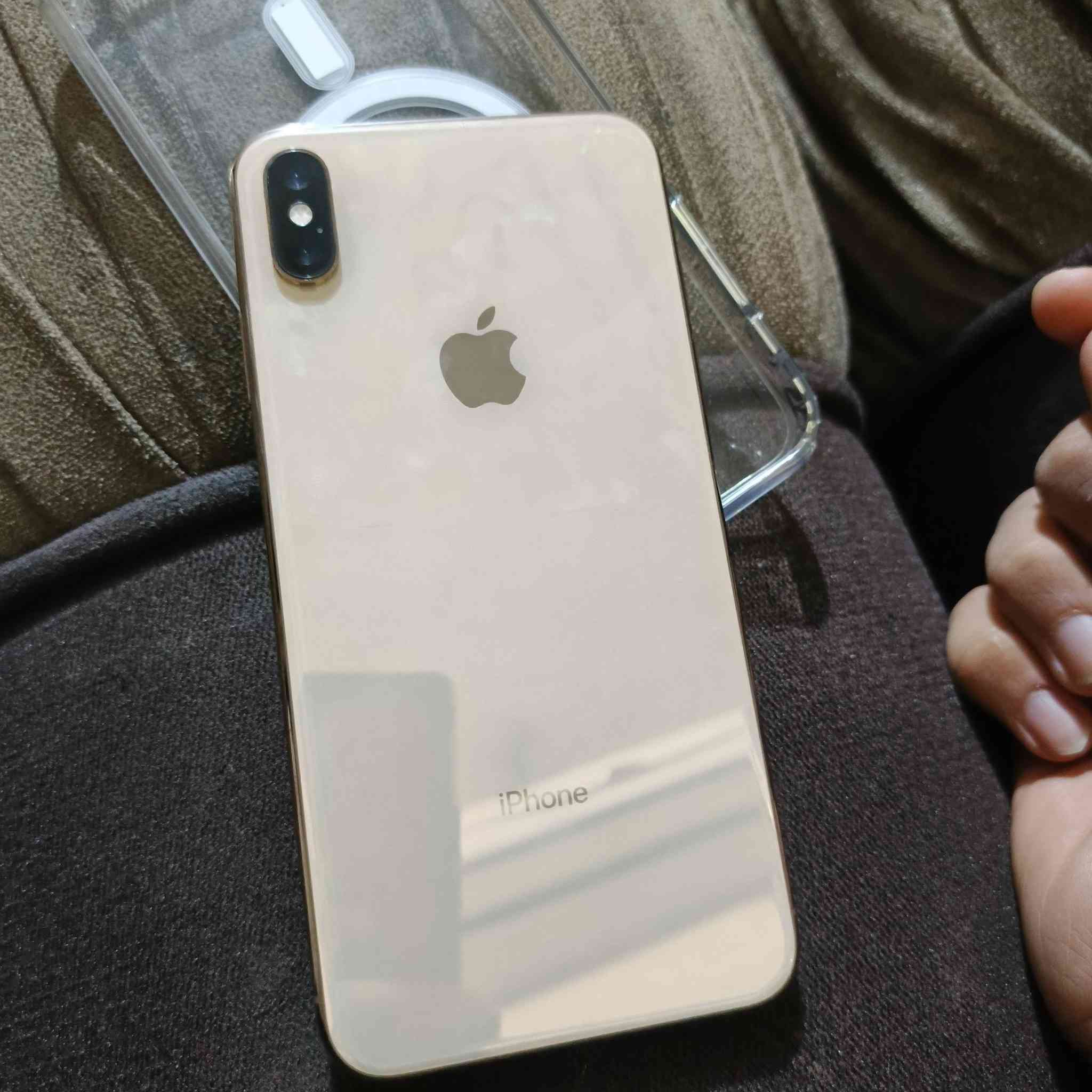 سلام عليكم ايفون  اكس إس ماكس للبيع جهاز مكفول كفاله عامه فقط مبدل بطاريه 100 ذاكره 256 جهاز نضيف جدا مابي أي نقص 
السعر 225 وبي مجال لشراي مكاني كربلاء قرب مستشفى الحسيني  ***********  متواجد خاص
