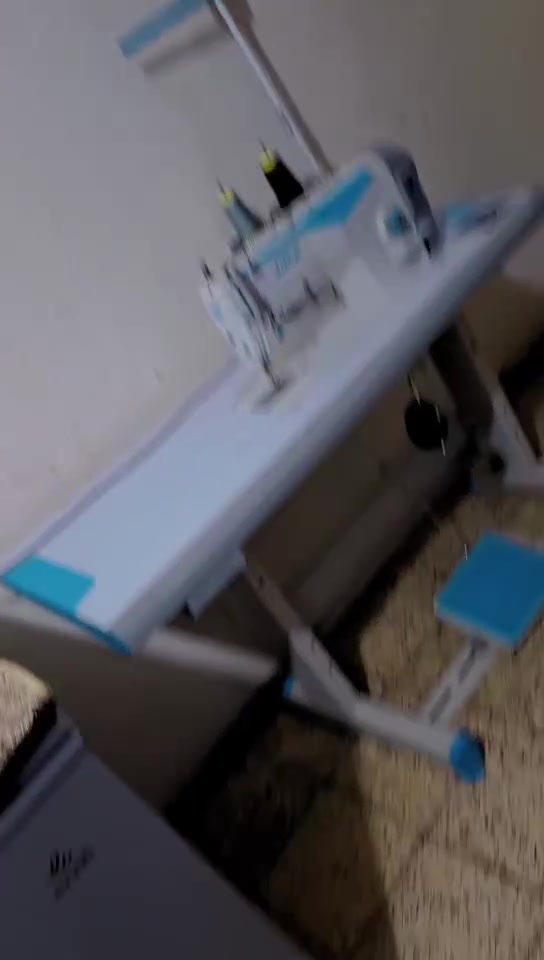 جاك صناعي ام الختم مشدوده قبل سبوع مداخله اي صيانه للبيع  اخذته ٤٥٠ رايده ٣٥٠ وبيه مجال ع شرط تفحص وتقتنع يلا تاخذه مكاني زعفرانيه ***********
