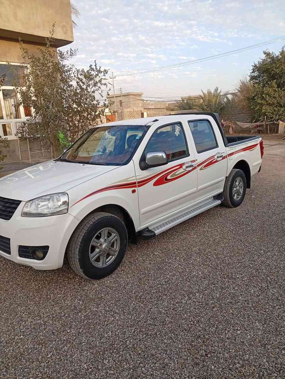 السلام عليكم للبيع سياره بيكم كريتول وينكل موديل 2015 وبسمي شرط التحويل رقم بغداد اتصل على رقم ***********
