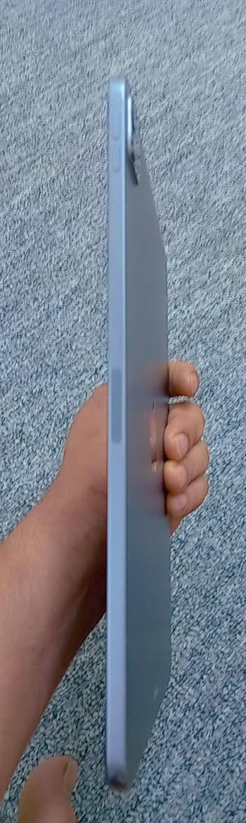 ايباد 11برو ماكس نضافه 90تسعين بالميه
البطاريه 73السعر 650وبي مجال ***********
