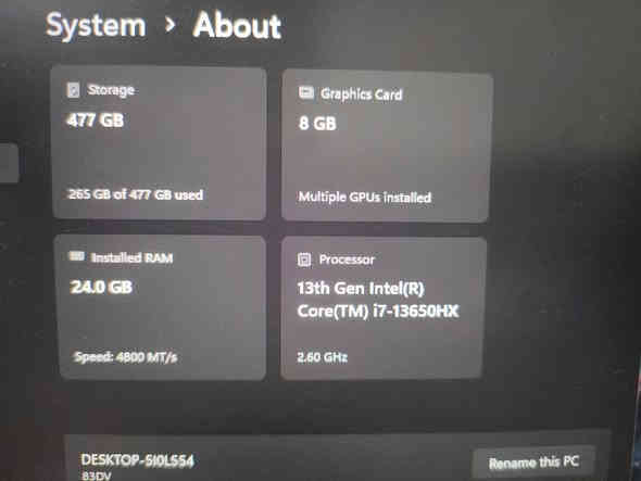 السلام عليكم

للبيع لابتوب Lenovo LOQ 15 IRX9 

 الجهاز نظيف واستخدام خفيف لمدة 4 أشهر فقط.
بي خدش صغير جداً بالكفر الخارجي، ما يأثر نهائياً على الشغل موضح ب الصوره

المواصفات:

المعالج: Intel Core i7-13650HX

كرت الشاشة:  NVIDIA RTX 4060 8GB

الرام: 24GB DDR5

التخزين: SSD 512GB

الشاشة: قياس 15 إنچ، دقة FHD مع تردد 144Hz
شاحنه: 230W

الجهاز مثالي للألعاب الثقيلة، المونتاج، البرمجة، والشغل الجامعي.

الهدايا المرفقة:

ماوس

جنطة لابتوب

ماوس باد حجم 5cm × 20cm

السعر: مليون و 300 
للتواصل: (***********)
العنوان : بغداد
