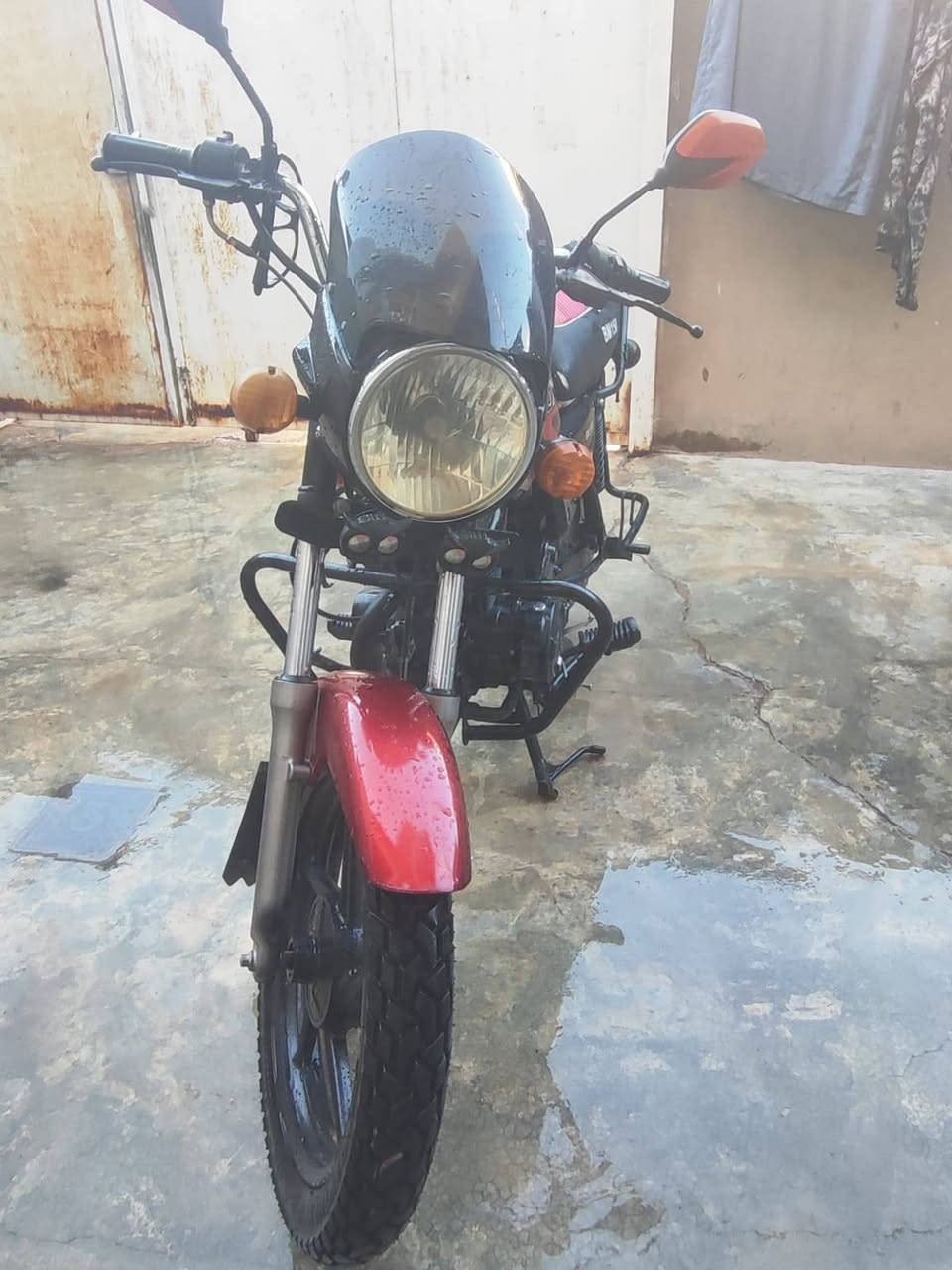 السلام عليكم للبيع دراجه بوكسر موديل ٢١
محرك دايوان رقم صلاح الدين مشروع وطني 
السعر ١.٥٠٠ مليون وخمسميه
مكانها صلاح الدين سامراء 
للاستفسار ‏‪***********‬‏
