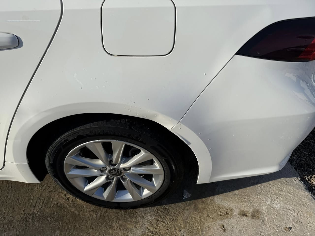 السلام عليكم
للبيع كورلا هايبر 
موديل ٢٠٢٤ 
رقم بغداد بسمي
كفاله عامه ما عده الرصعه هاذ الي بل هلال 
ماشيه ١٣ الف 
 مكان السياره صلاح الدين الضلوعيه 
رقم *********** 
السعر 150 بيها مجال قليل
