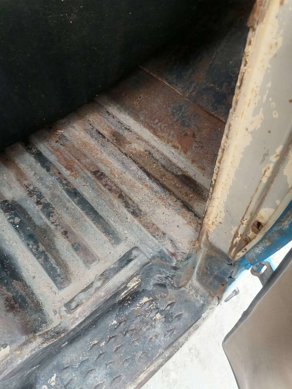 88 للبيع جاهزه تحويره كامله 4دسك بس استرين روسي مكينه وكير خير من الله كهربايات كامله ب 3750 وبيه مجال قليل العنوان صويره رقمي ***********
