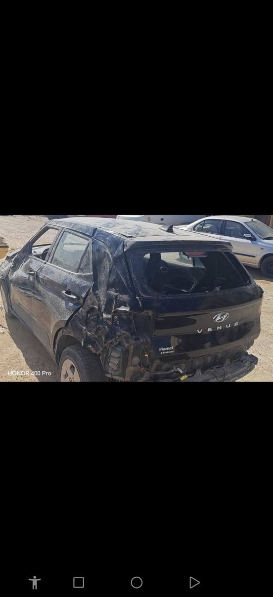 هونداي فينو مديل السيارة 2022رقم إنكليزي دولي مداور مباشر صور موجودة كير متضرر 
مكانها نجف 
تجيتها حلوة غراض وياها لايتاتها ليط طاكات دعامية خلفية اني فاتحها  شباج موجود وبعد مدري شنو اتصل وافهم التفاصيل إذا حبيت 
*********** 
سعرها 48 ورقة وبيها مجال النجف, العراق
