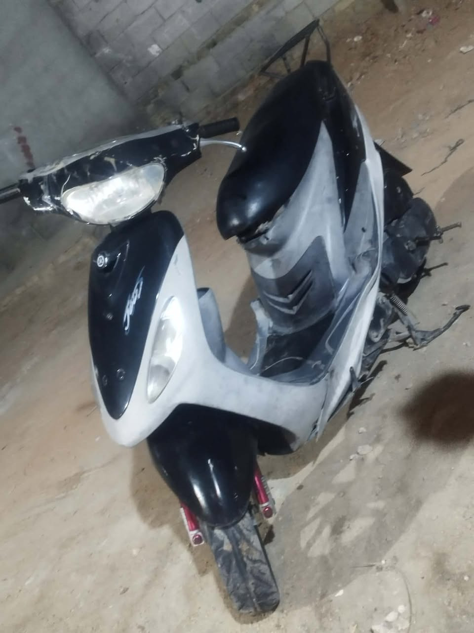 ماكس منغولي نضيفه وناعمه ٤٠٠ بيه مجال مكاني بدونيه 
***********

