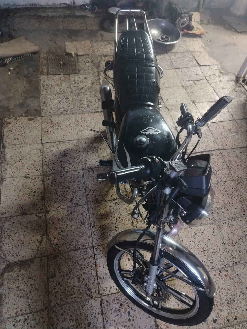 السلام عليكم أيراني موديل 20 محرك 22اوراق استنساخ ورقتين محرك شلعه معدل كهربائيات شغاله عالي ناصي تايرات جدد چوبلس نگر هندر سلف مدري شبي لو شخاطه لو كتف ماعرف بعد باقي مكفول سعر 475 مكاني بغداد رقم هاتف *********** فقط واتساب رقم معلق مو شراي لا يدخلي رجاء
