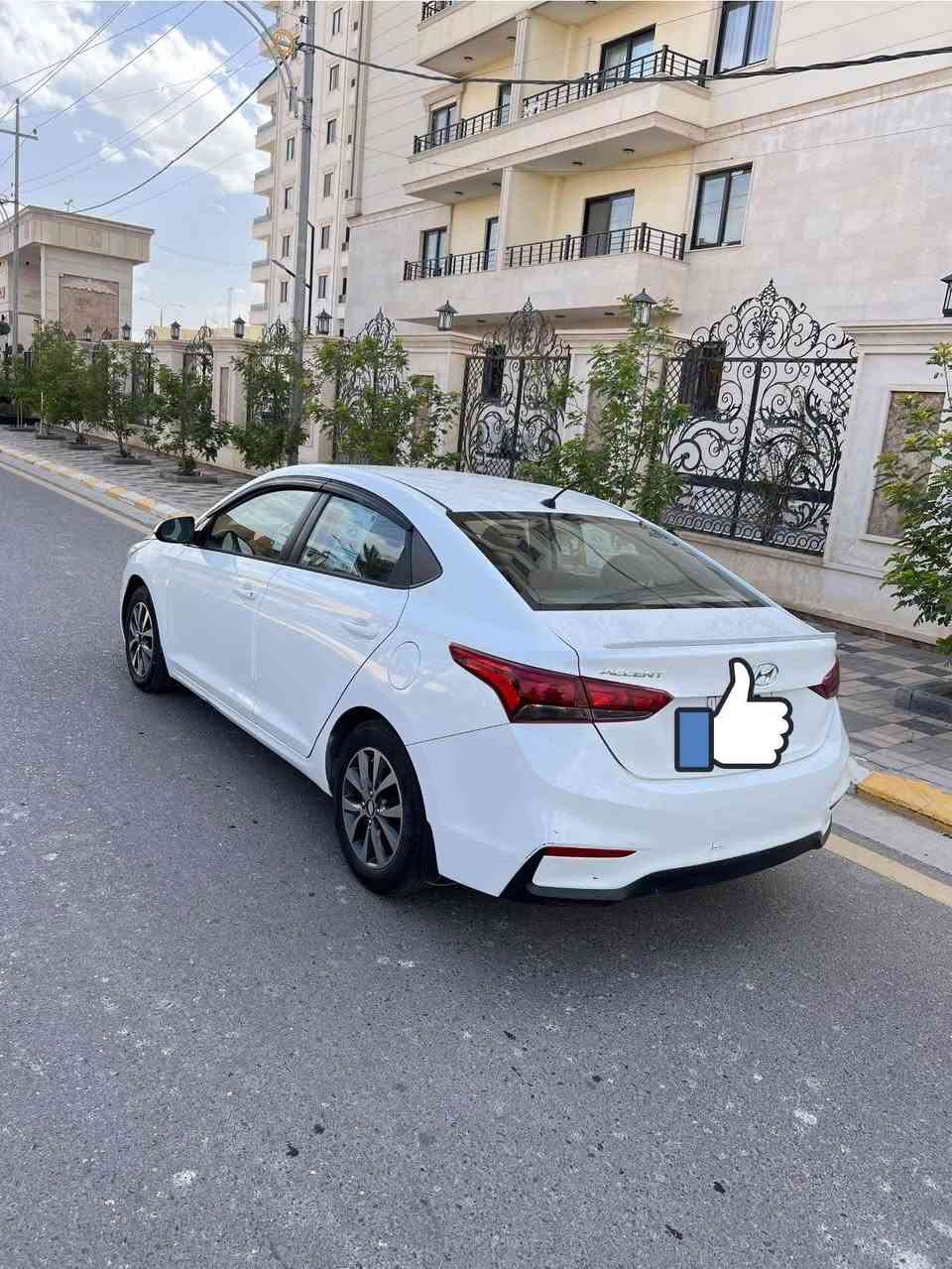 السلام عليكم اكسنت 2019 وارد امريكي رقم بغداد تحويل شرط مكينه ١٦٠٠ لا تنقيص ولا تبخير كيرها جديد تبريد شغال ثلج بيها ضرر من امريكا بنيد مبدل ومصبوغ وبيها بلعراق بال سايق مصبوغ يعني فقط قطعتين مصبوغات  بدون دواخل خلاص باقي كفاله عاامه  تخم تاير جواها صدرها جديد  مكاني الانبار السعر 108 بيها مجال للشراي. ***********
