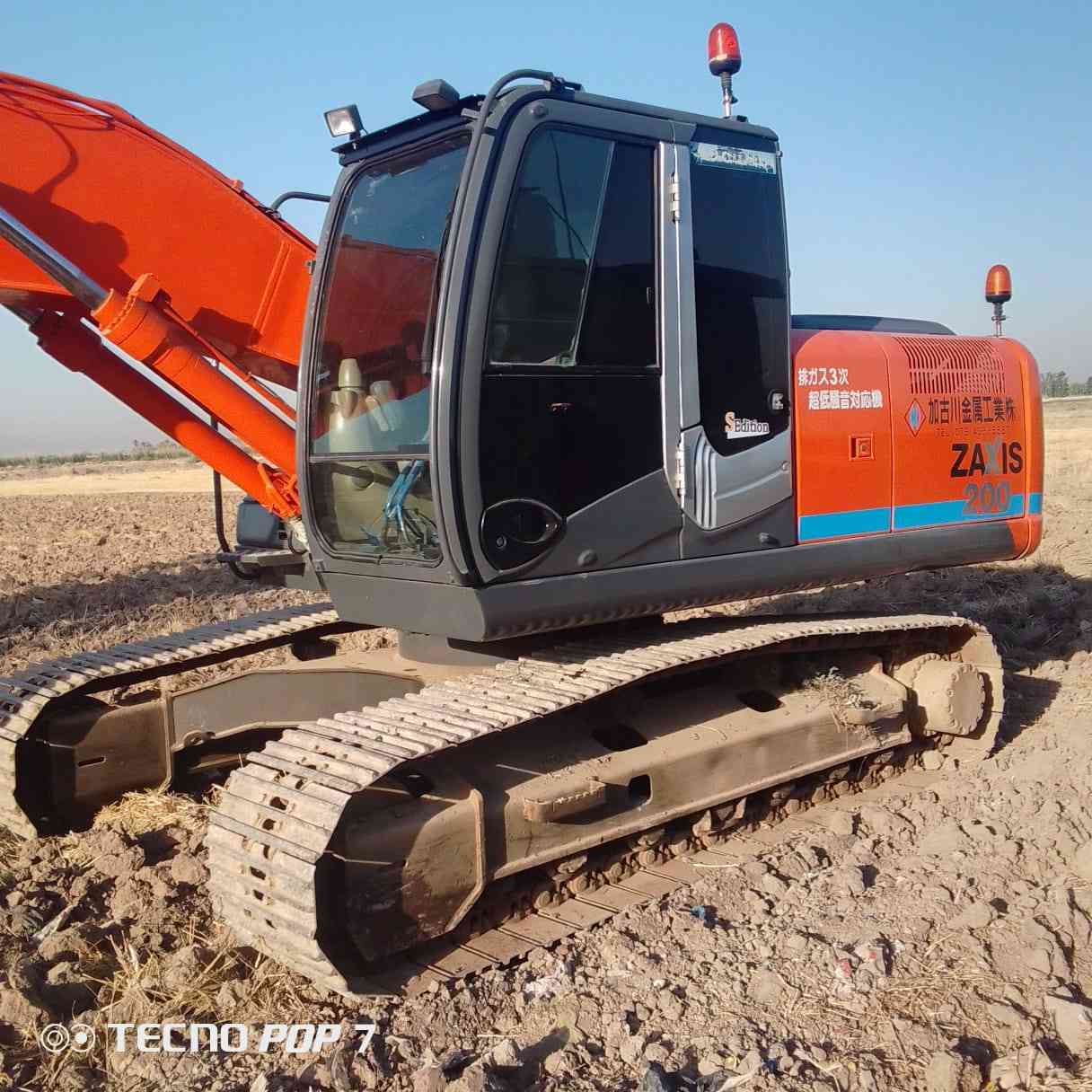 حفاره Z3 موديل 2011 محرك وكنترول ومضخه مكفولات
للاستفسار 
***********
