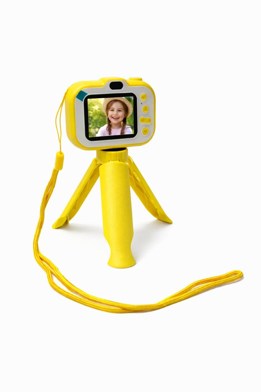 كاميرا الأطفال الرقمية مع شاشة 2 إنش وألعاب مدمجة

• كاميرا رقمية مصممة للأطفال تتيح التقاط الصور وتسجيل الفيديو بسهولة مع شاشة ملونة لعرض المحتوى مباشرة.

• التقاط الصور وتسجيل الفيديو – تدعم التقاط الصور وتصوير الفيديو عبر زر التصوير المخصص.

• شاشة ملونة 2 إنش – شاشة TFT لعرض الصور والفيديو ومراجعتها مباشرة من الكاميرا.

• ذاكرة قابلة للتوسعة – تدعم بطاقة TF (Micro SD) من 4GB إلى 32GB لحفظ الصور والفيديو.

• ألعاب مدمجة – تحتوي على 5 ألعاب مدمجة داخل الكاميرا.

محتويات العلبة:
 • كاميرا الأطفال
 • كابل شحن
 • حبل تعليق (Lanyard)
 •ستاند تثبيت
 • دليل الاستخدام (Manual)
السعر 25الف
التوصيل🚚 كافه انحاء العراق


**إذا كنت صاحب هذا الإعلان وتريد حذفه لأي سبب، رجاءا أرسل رسالة إلى الدعم الفني**
