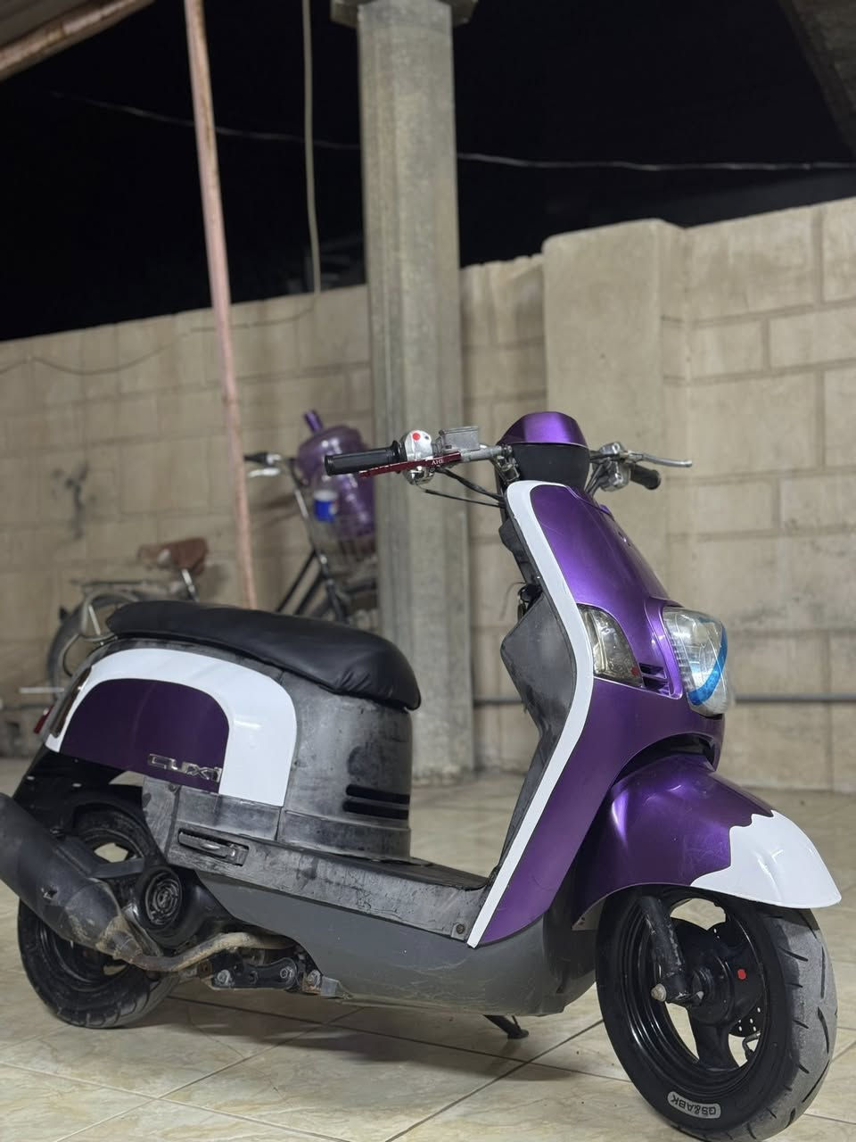 السلام عليكم 
❇️ماكس بولـيسي 2008 كابريتر  للبيع الدراجه جاهزة للاخير سلف هندر اشاير كلوبات كله شغال سعرها 550 وبيها مجال قليل 
❇️مكانها ديالى الخالص هبهب 
ممتواجد خاص فقط رقم ***********
