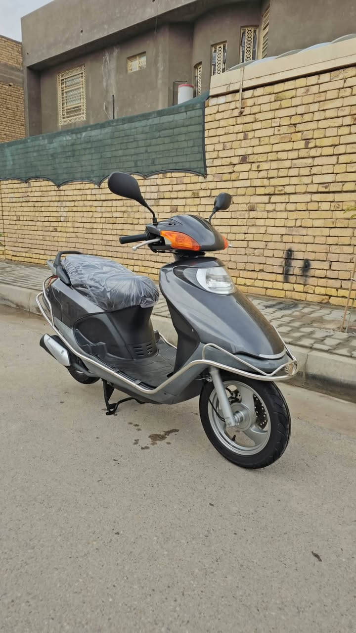 سلام عليكم للبيع سبيسي ماليزي ماليزي زيرو موديل 25 كفاله عامه صالها اسبوع من طالعه من معرض دراجه جديدة زيرو بعدها على سحك

 اي استفسار اتصل على رقم  *********** ابو حيدر 
مكاني كوت الفلاحيه 
قرب صيدليه كربلاء 🤗
