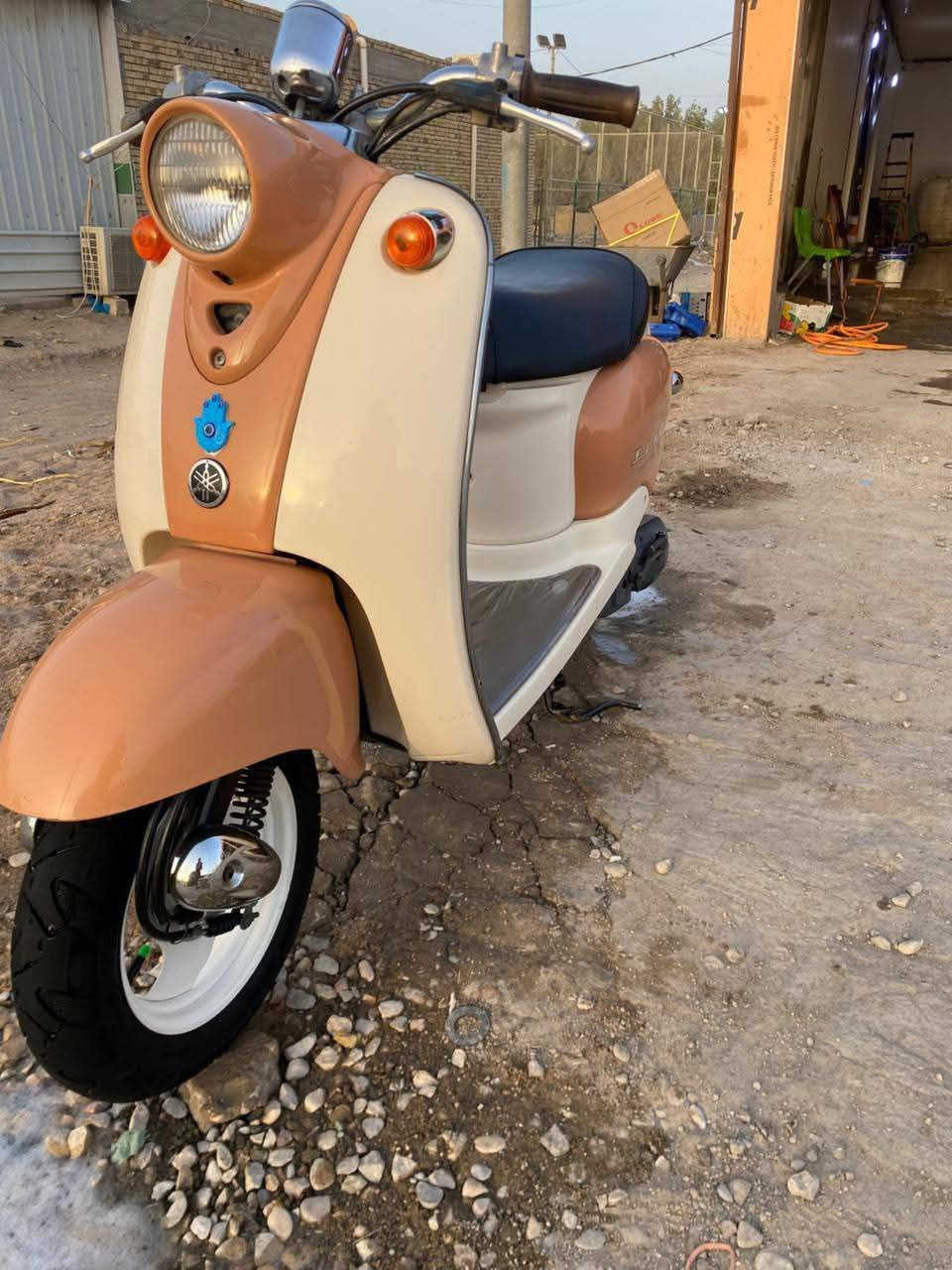 السلام عليكم دراجه مصريه للبيع
لون مميز 🤩🤩

دراجه حلوه صارلها 6. اشهر من طلعت من الحاويه مال الزيتون 
دراجه مكفوله لا مفتوحه ولا بيها كفرتجاري  نهضتها تخبل تعبر ال60🤯بيها زلوغ قليله 
السعر 600وبيها مجال حك الجيه الدراجه تسوه لان كلش حلوه
العنوان الناصريه مركز 
رقم الهاتف :***********
فقط بيع بدون مراوس
