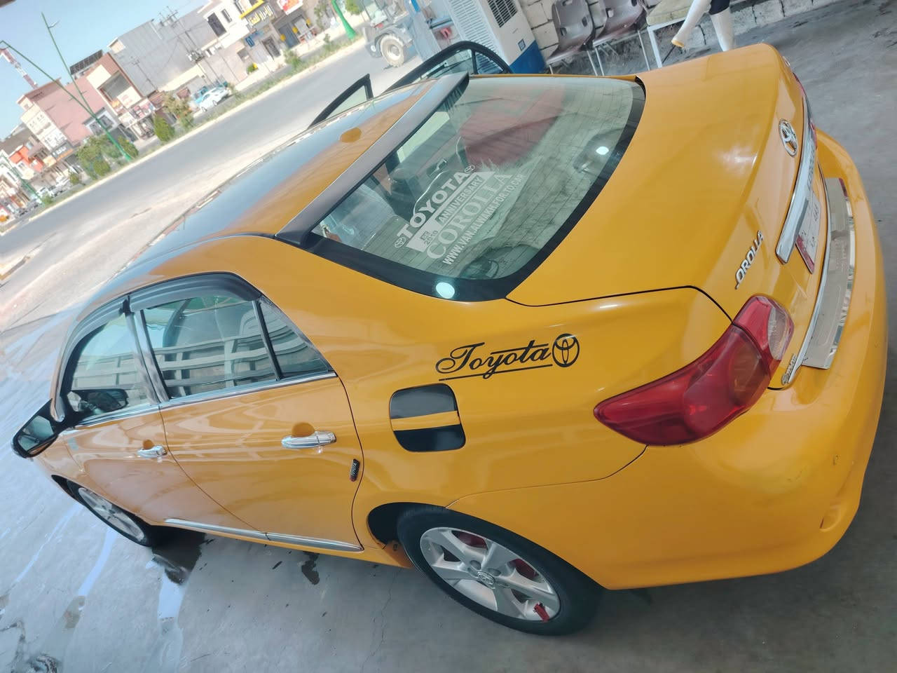 السلام عليكم كورله موديل ٢٠١٠ كير شرط محرك مال ١٩ ضرر بونيد ليبر واحد بيه تعديل بل جمرلق بدون دواخل بدون ايرباك نغابه وهيه مصفره بيه تصفيه بل بوب غليل بسمي دفتر بانزين صدر جديد باتري جديد تيرات جديد ويل كروم ابلادي سياره ربع ماتخلي عليه السعر ١٢٠بيه مجال ***********
